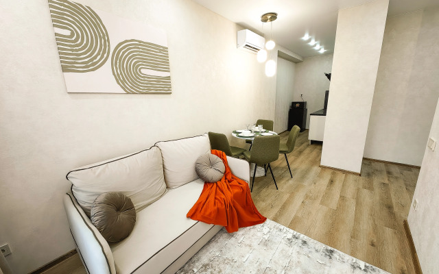 S Vidom Na Les I Naberezhnoy U Doma Flat
