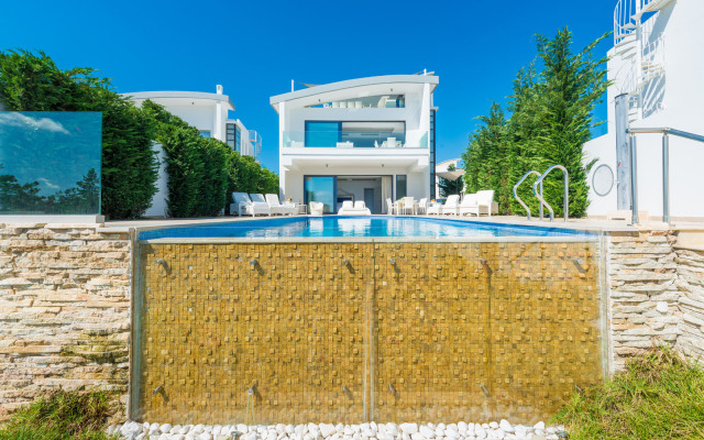 Lombardi Villa