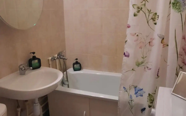 Квартира Уютная студия рядом с НИИ Петрова