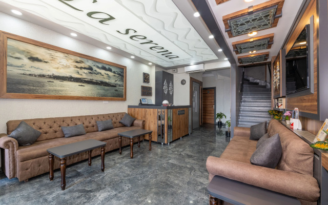 Отель La Serena Hotel & Suites