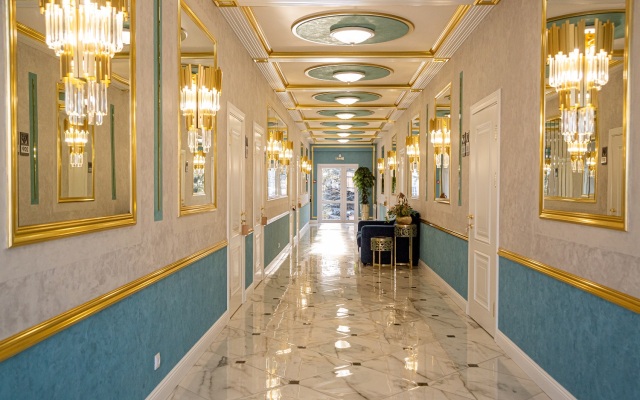 Diamond Hotel
