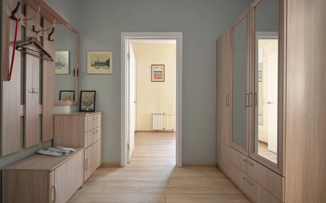 1912 U Zoologicheskogo Sada Apartment