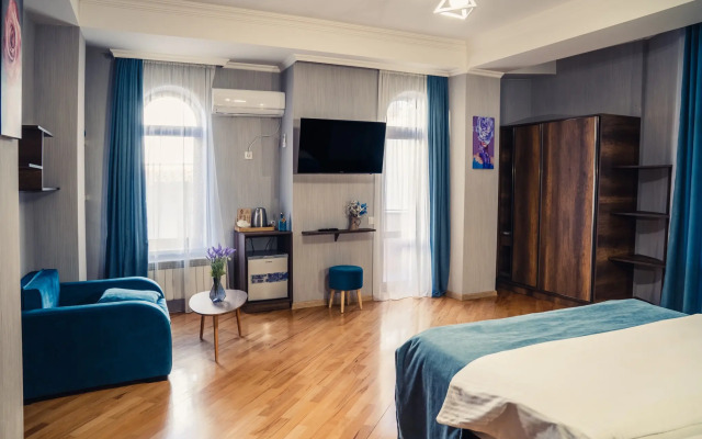 Legend Hotel
