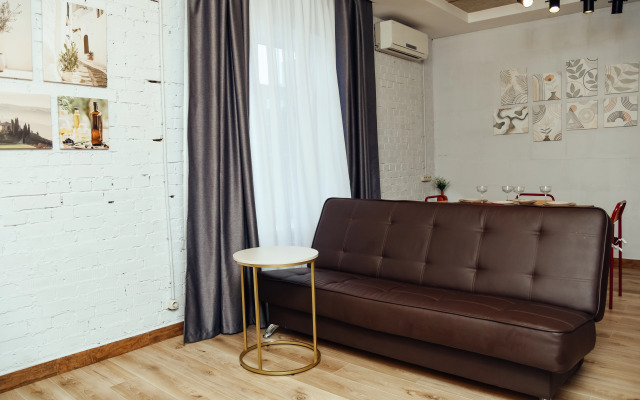 Апартаменты на Демонстрации №5