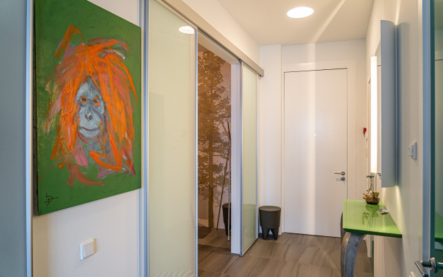 Dizaynerskiy v ZHK Akter Gelaksi Apartments