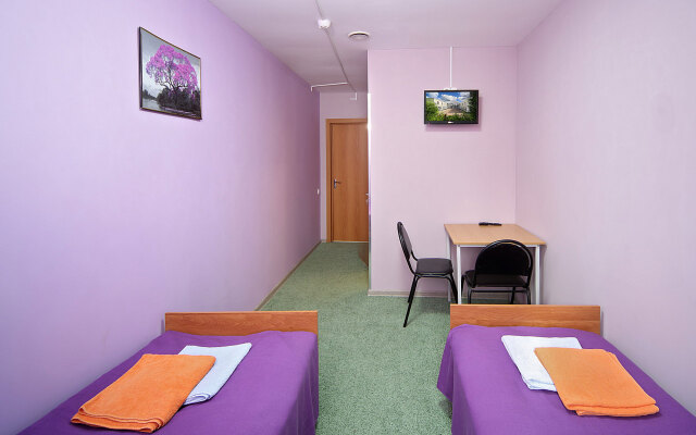 DMD Club Service Hostel