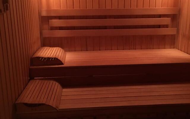 Частный дом с сауной и с зоной барбекю