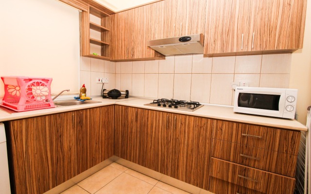 High Season Apartments