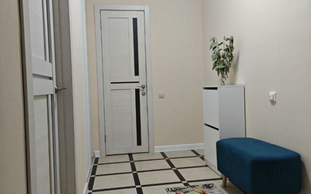 Tajskij Raj v ZhK Na Semi Holmah Flat