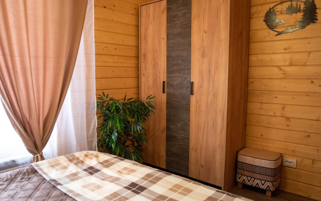 S 3ya Spalnyami 476 Private house