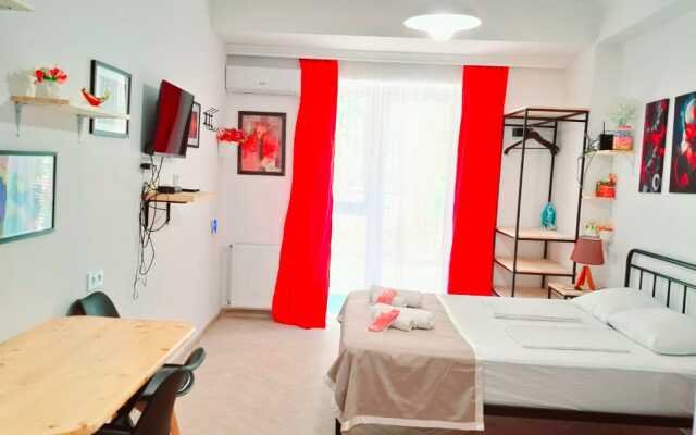 Апарт-отель Nebula's Red&White Apartment