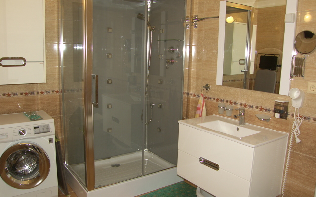 Lyogkij Briz Guest House