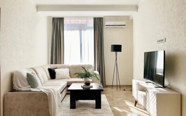 Квартира Уютная 2х Комнатная рядом с Морем