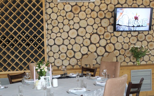 Yasenki Hotel