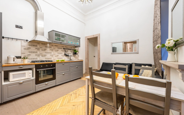 Квартира на Невском проспекте