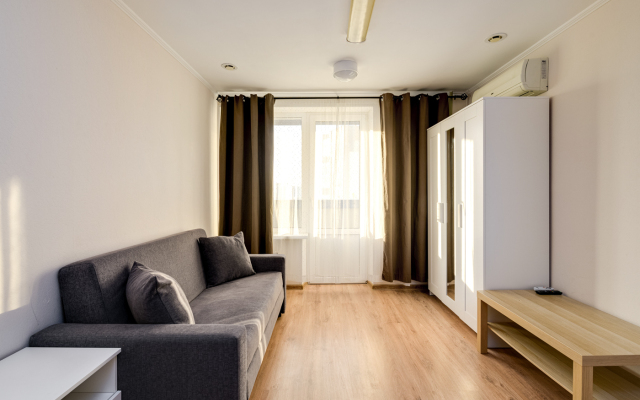 Dokuchaev Pereulok 2 (flat 0904) Apartments