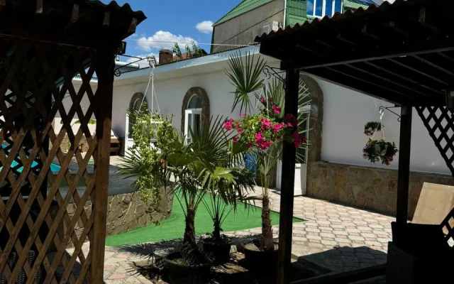 Admiral Klub Guest House