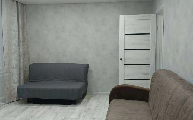 Na Komsomolskoy 16/2 Flat