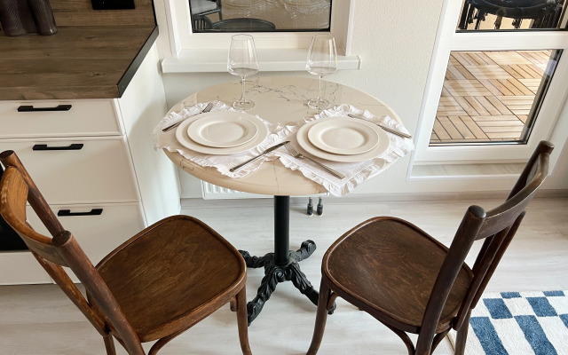 Апартаменты на Фарфоровская 7/1