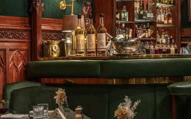 Hotel Westminster - Image 2