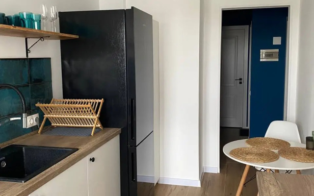 Svetlaya Uyutnaya na Ulitse Matochkina Flat