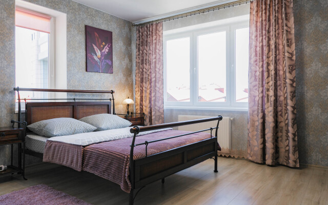 Apartamenty Kvartira Tsentr Turgeneva 10b Flat