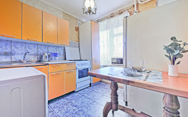 Апартаменты 1 комнатная у метро Щукинская (Авиационная 68)