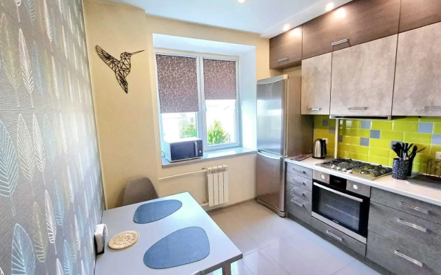 Na Prospekte Pobedy 40k1 Flat