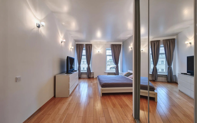 Апартаменты на набережной канала Грибоедова 39