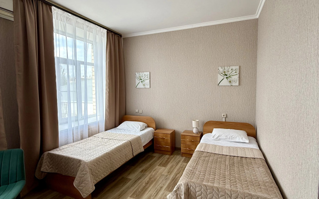 Отель 104 Rooms
