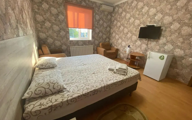 Mini hotel "dom Turista"