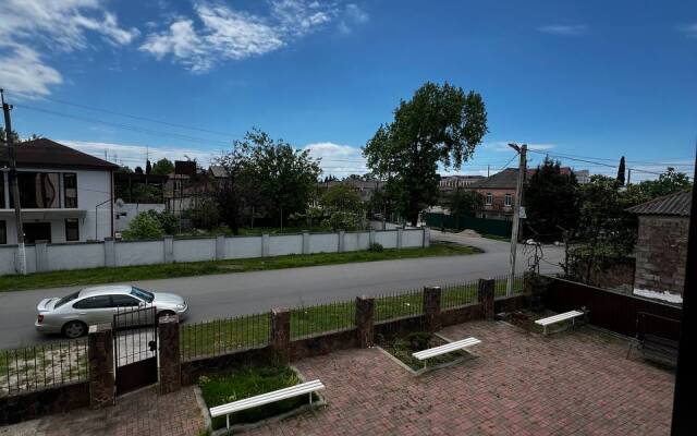Liana Guesthouse