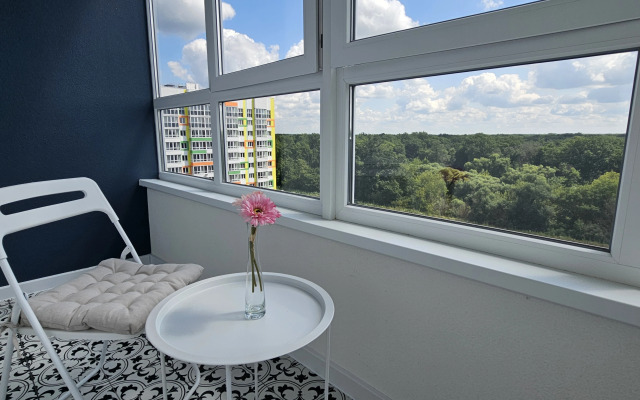 Sovremennaya S Vidom Na Les Flat