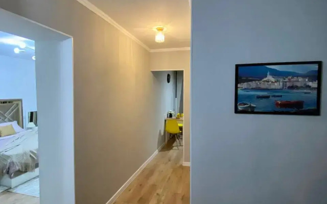 Uyutnaya V Tsentre Goroda Flat