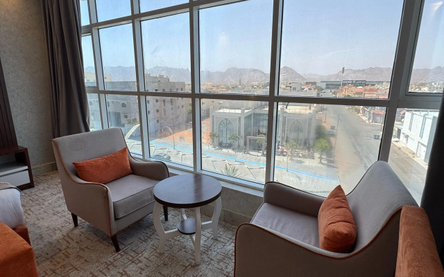 Al-Ufq Suites Hotel