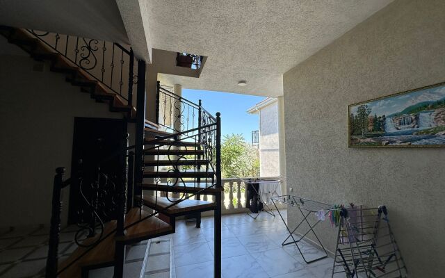 Гостиница Адлер