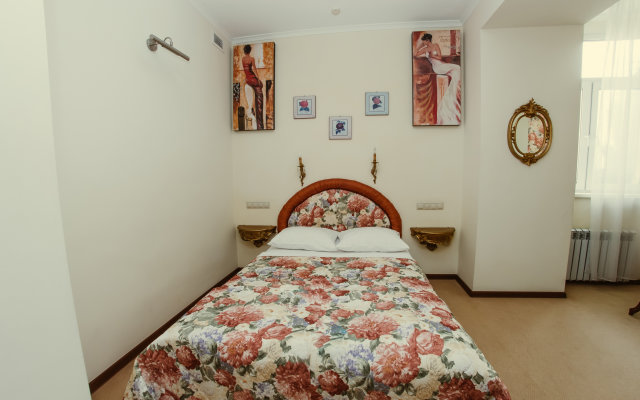 Pride Hotel
