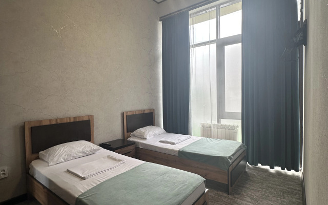 Отель Горец