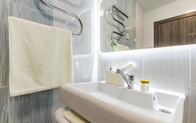 Апартаменты Stepanenkov на Готвальда 24/4 (А)