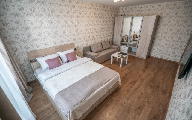 S Vidom Na Smolny Sobor Flat