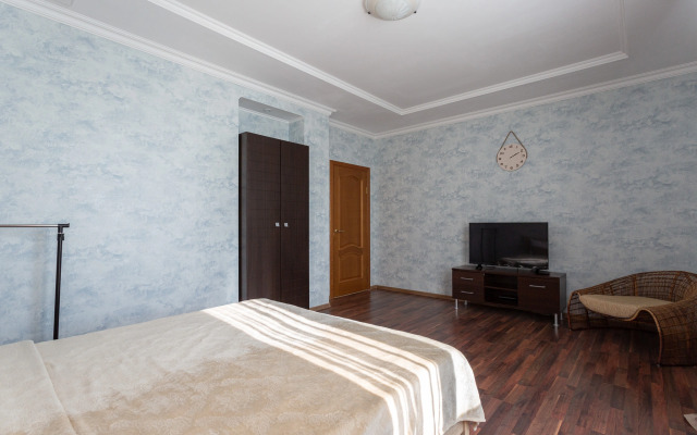 Квартира трехкомнатная с видом на море