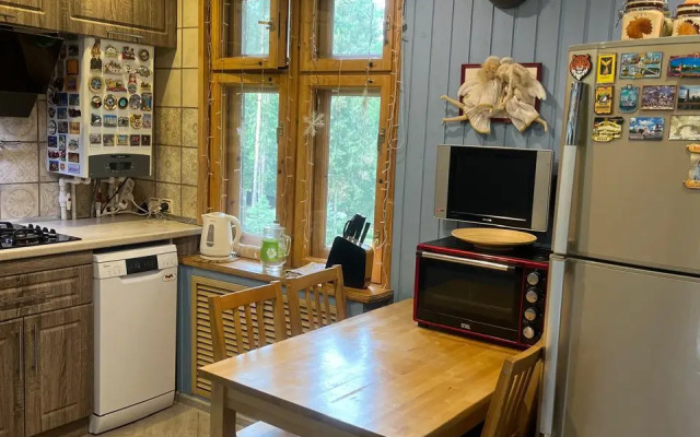 Uyutny Dom V Sosnovom Lesu Private house
