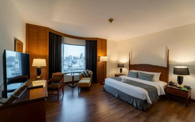 Отель Century Park Hotel