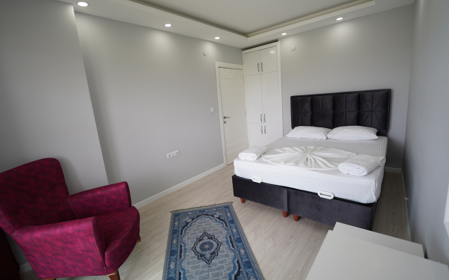 Gardenya Lara Suit Hotel