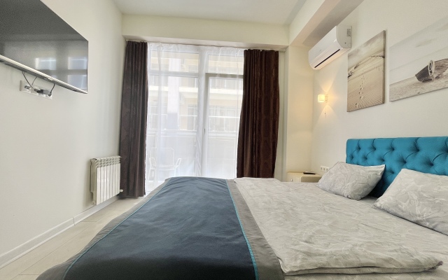 Apartments Alfa Chernomorskaya 14