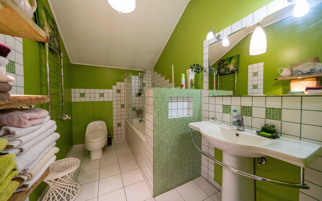 Частный дом Большой уютный коттедж с баней