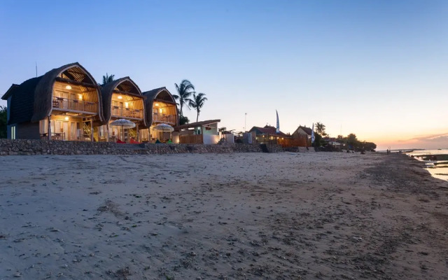 Курортный отель The Dewi Premier