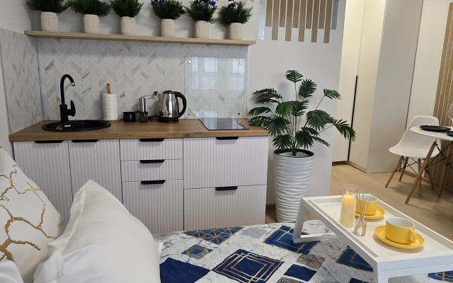 Квартира SunSet Героев Донбасса 11