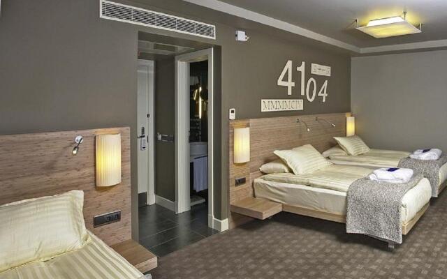 Ramada by Wyndham Istanbul Pera Hotel