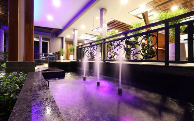 The Scene Cliff View Villas Hotel